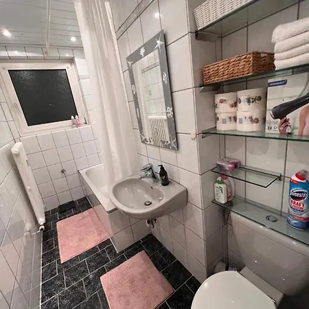 Otto Apartment *